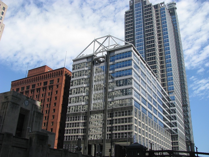 buildings_with_reflections.JPG