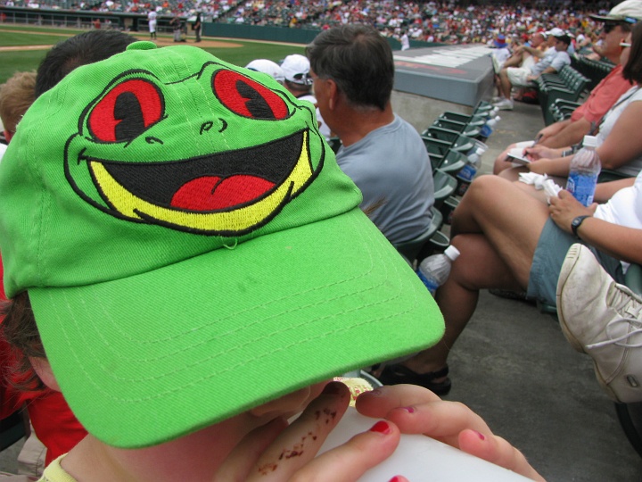 lizzie_wearing_frog_hat.JPG