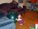 emma_pushing_ball * 1600 x 1200 * (753KB)